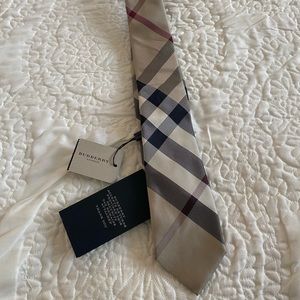 Burberry Manston Woven silk tie